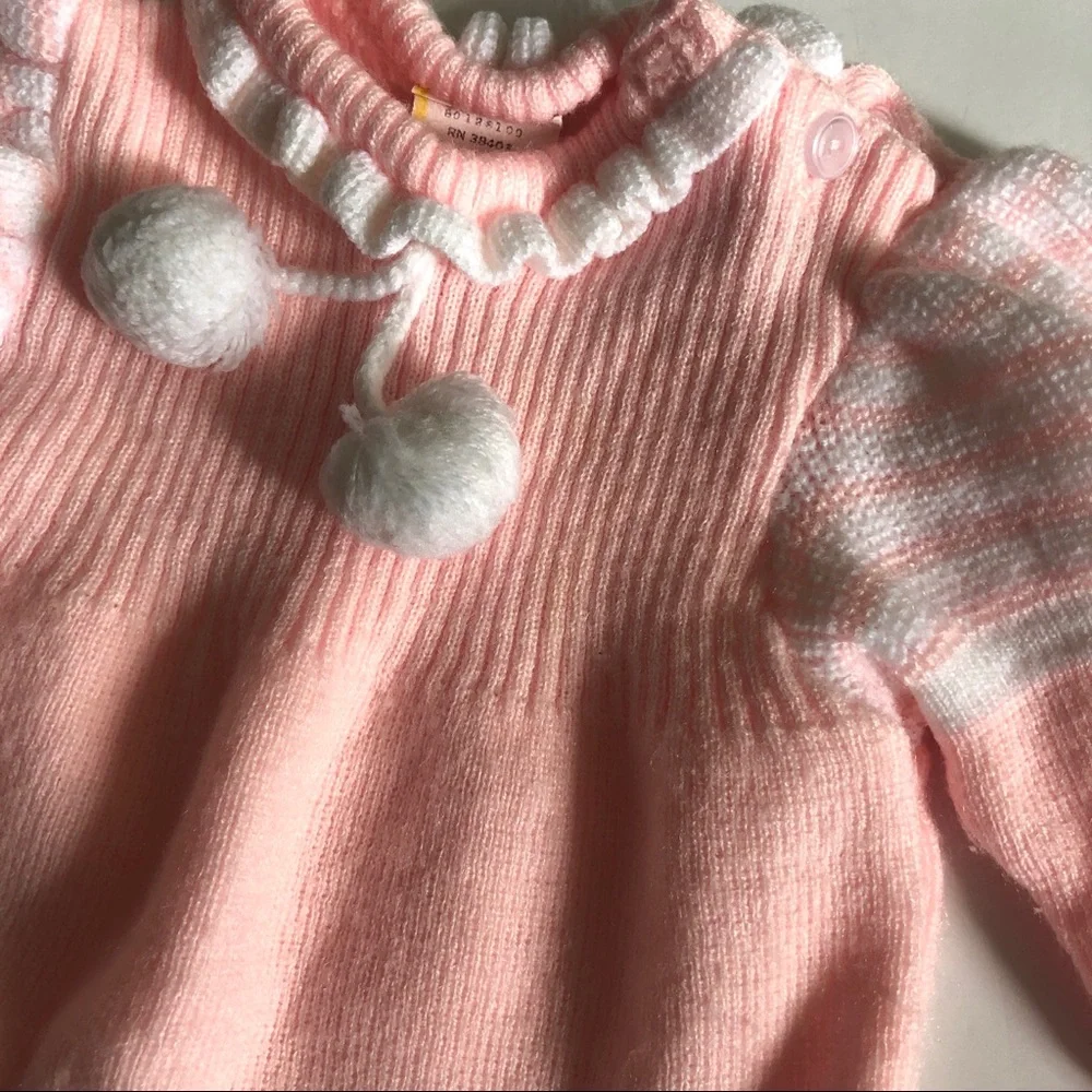 Host Pick Vintage sweater